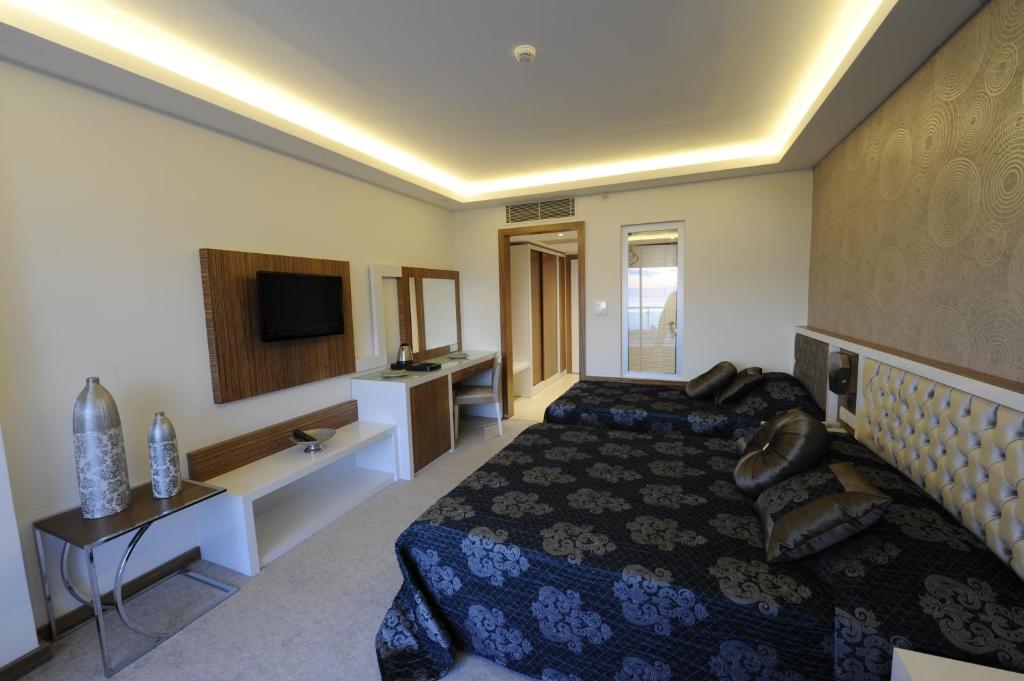 Hot tours in Hotel Diamond Hill Resort Alanya Turkey