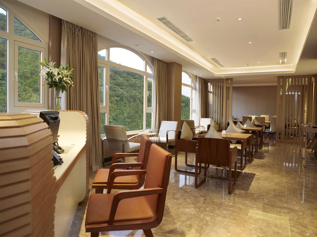 Отзывы гостей отеля Holiday Inn Resort Sanya Yalong Bay