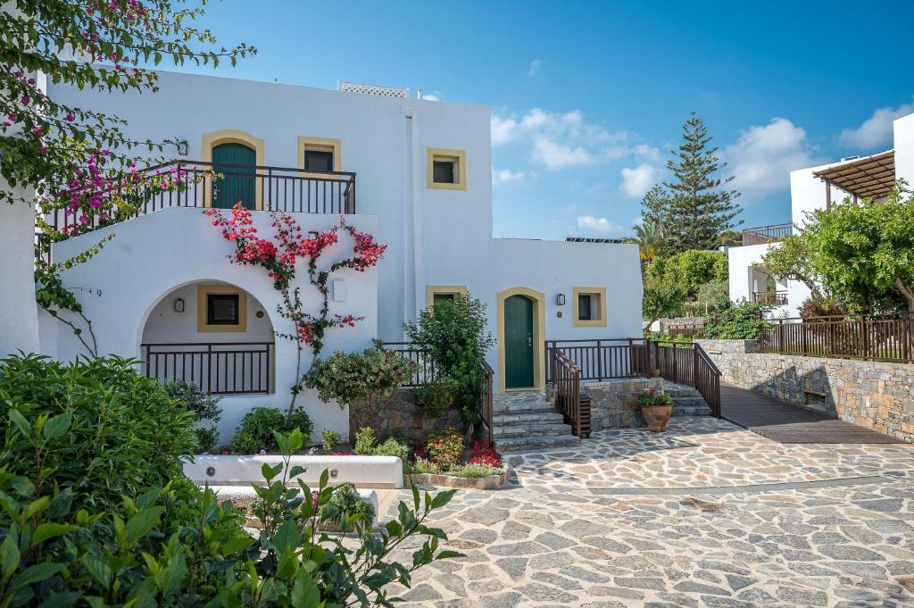 Відгуки туристів Creta Maris Resort
