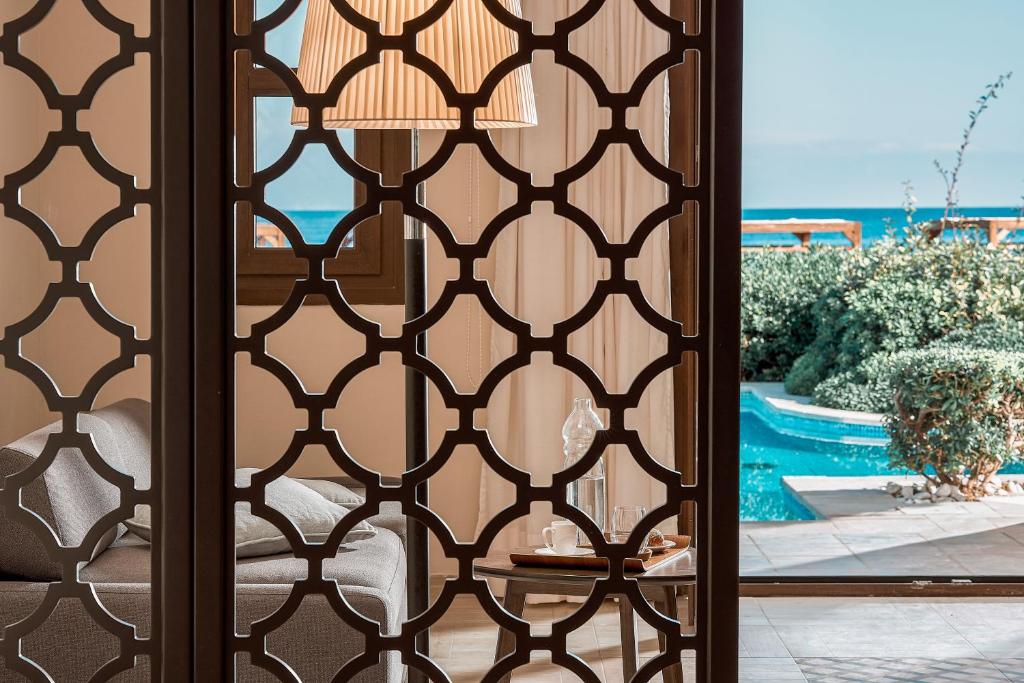 Mitsis Royal Mare Thalasso & Spa Resort, Ираклион цены