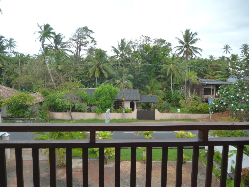 Горящие туры в отель Ocean View Cottage Хиккадува Шри-Ланка