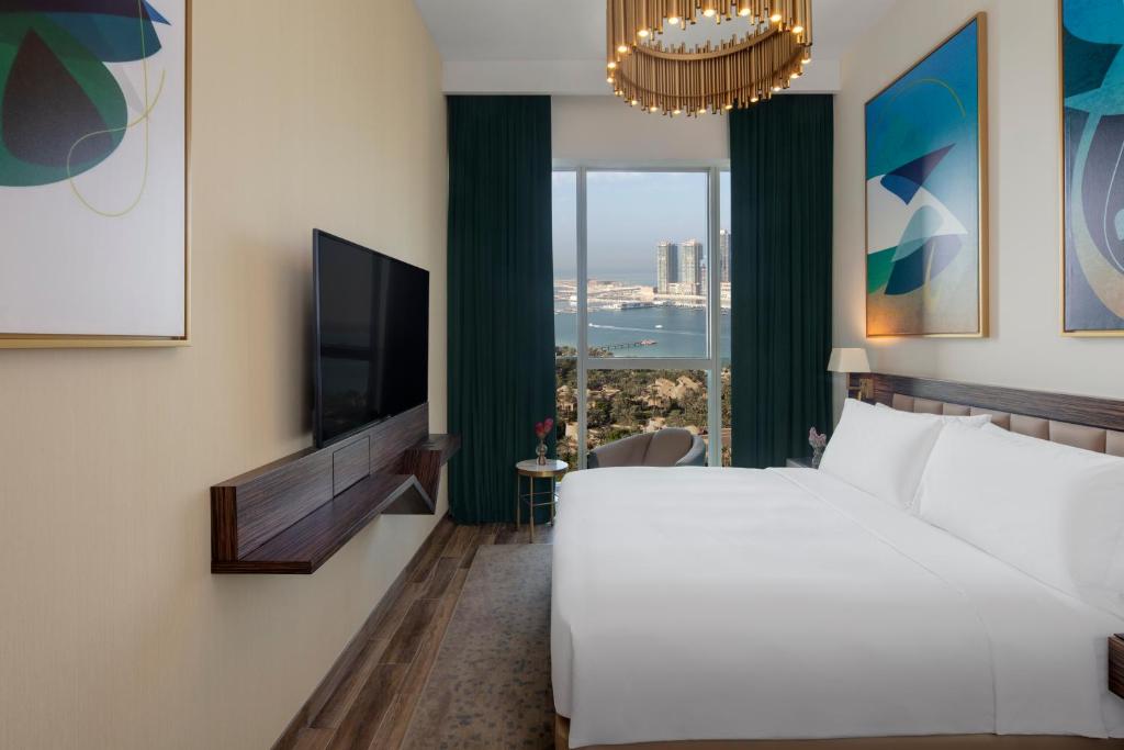Ціни в готелі Avani Palm View Dubai Hotel & Suites