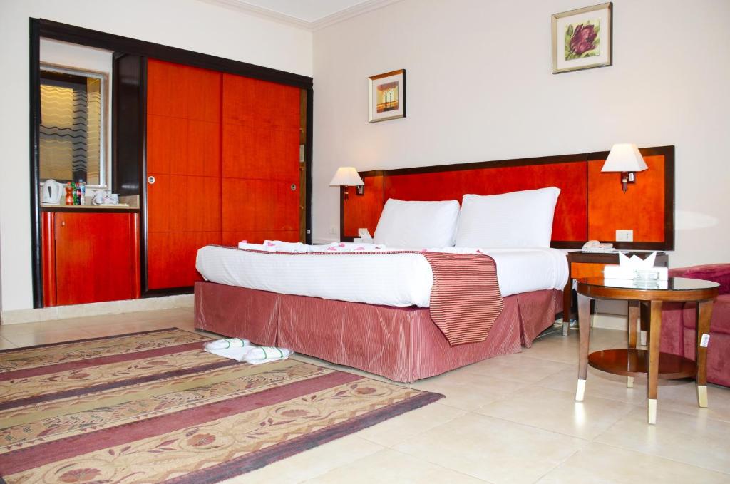 Hot tours in Hotel Rehana Royal Beach & Spa Sharm el-Sheikh