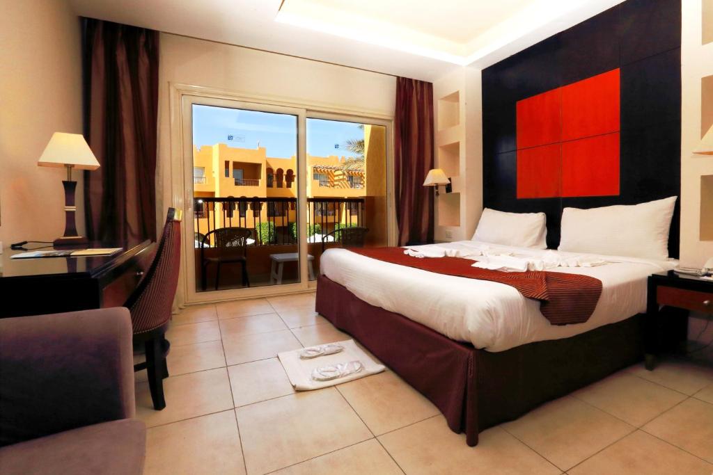 Горящие туры в отель Rehana Royal Beach & Spa Шарм-эль-Шейх Египет