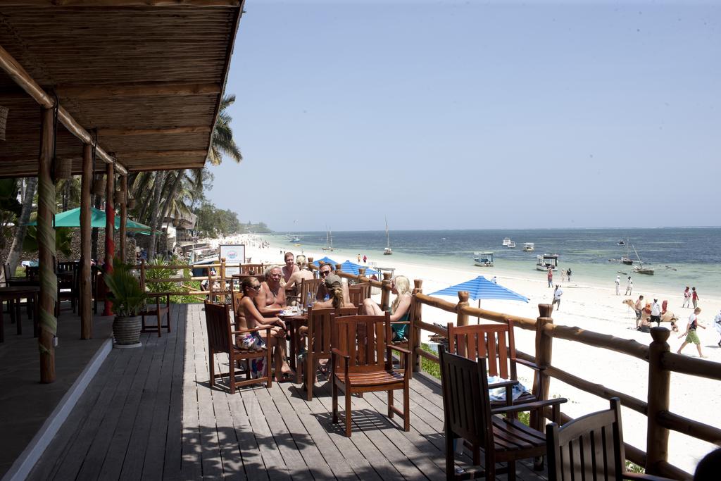 Travellers Beach Hotel & Club, Момбаса, Кения, фотографии туров