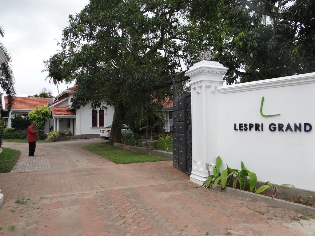 Lespri Grand, Negombo prices
