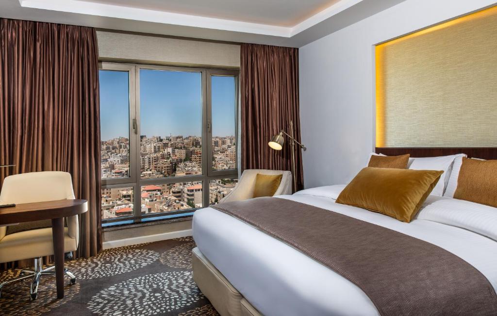 Ceny, Movenpick Hotel Amman