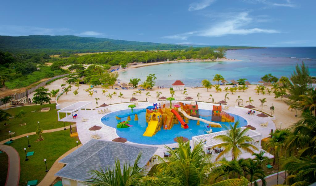 Hotel reviews Grand Bahia Principe Jamaica