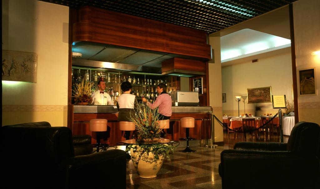 Park Hotel Mar Grande, Таранто