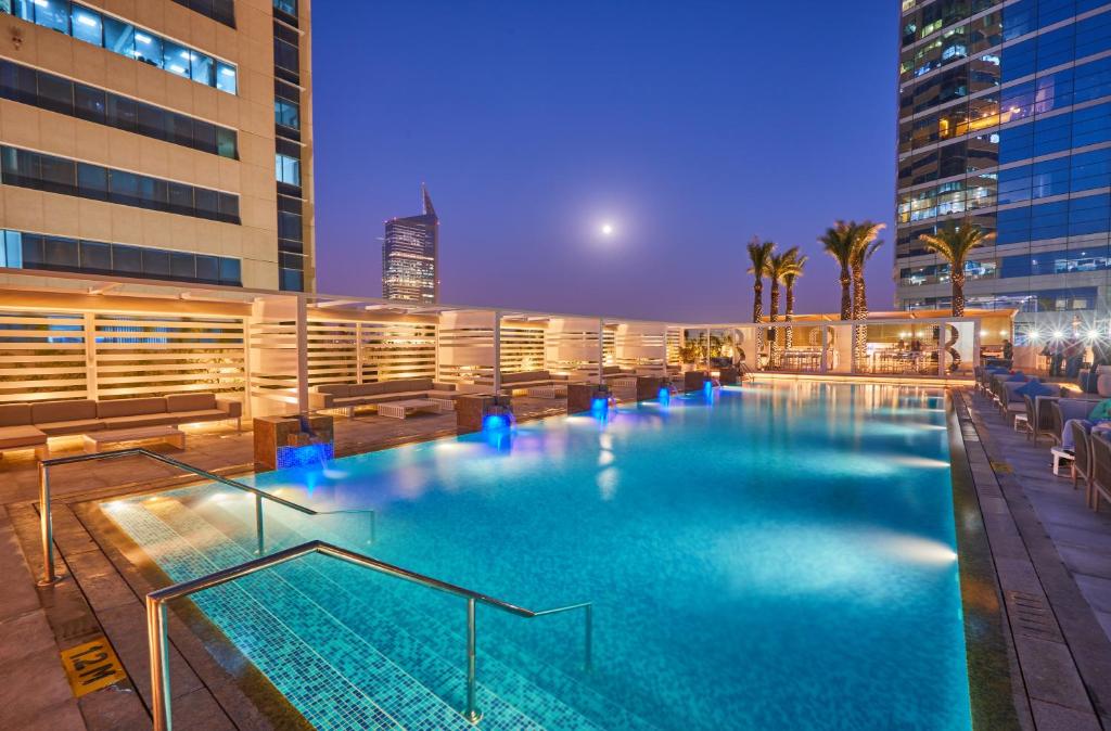 Дубай (місто) Media One Hotel ціни