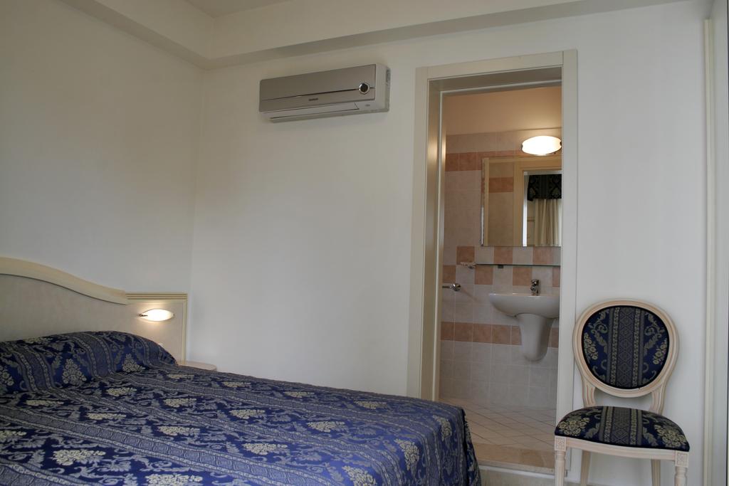 Oferty hotelowe last minute Residence Olimpo Rimini
