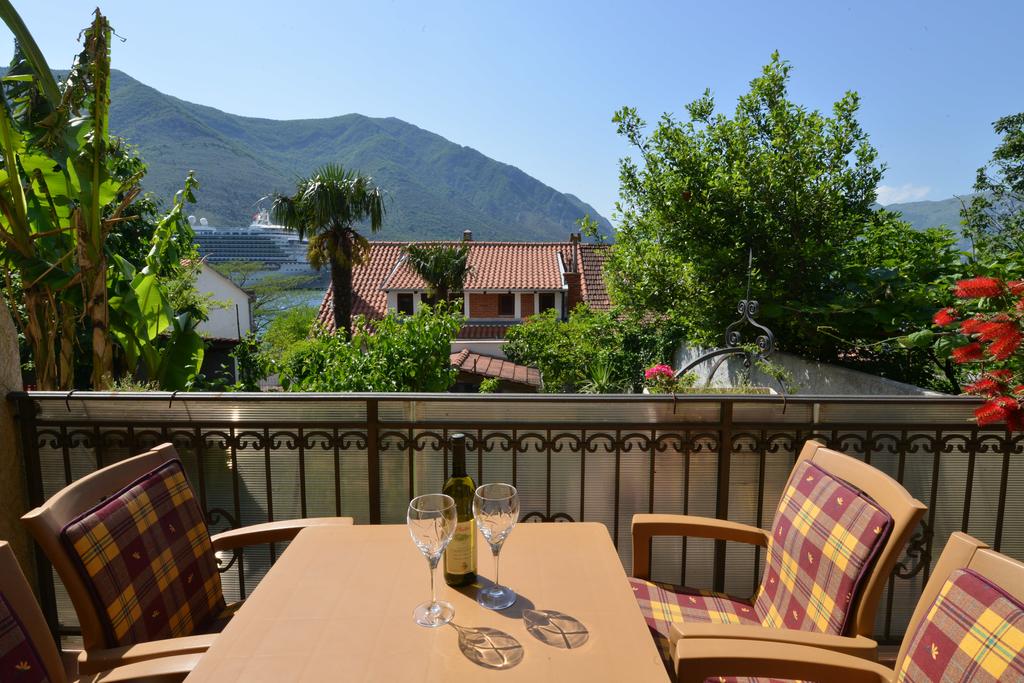 Горящие туры в отель Popovic Lazar Доброта Черногория