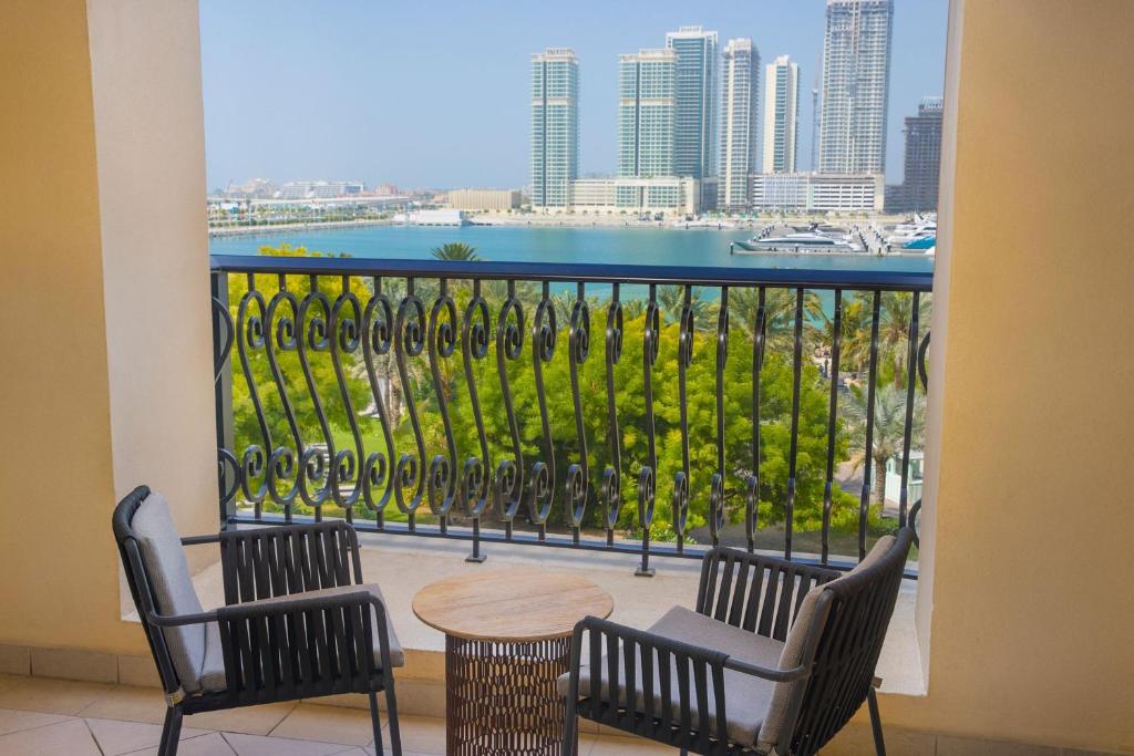 Відпочинок в готелі The Westin Dubai Mina Seyahi Beach Resort & Marina Дубай (пляжні готелі) ОАЕ