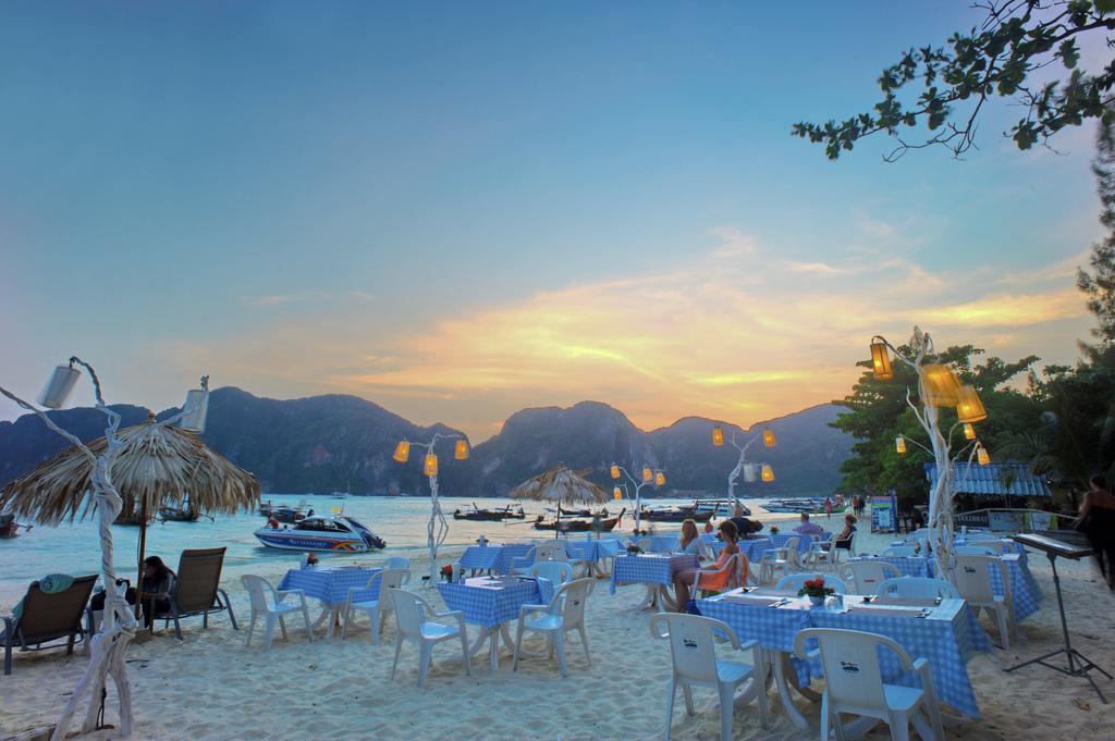 Цены в отеле Bay View Resort(Phi Phi Island)