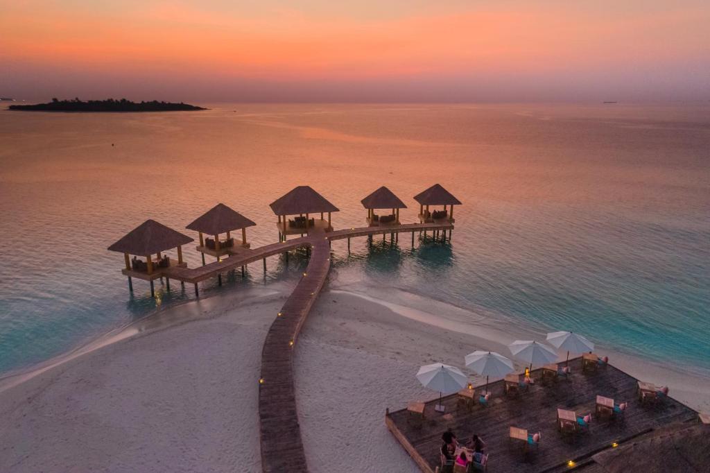 Мальдивы Kudafushi Resort & Spa