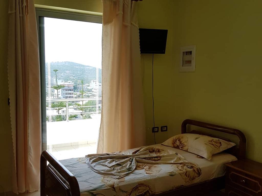 Hotel Esmeralda, Ксамил (остров), Албания, фотографии туров