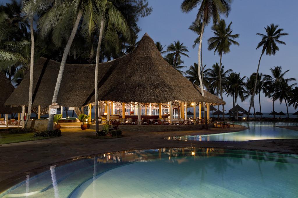 Відпочинок в готелі Neptune Paradise Beach Resort & Spa