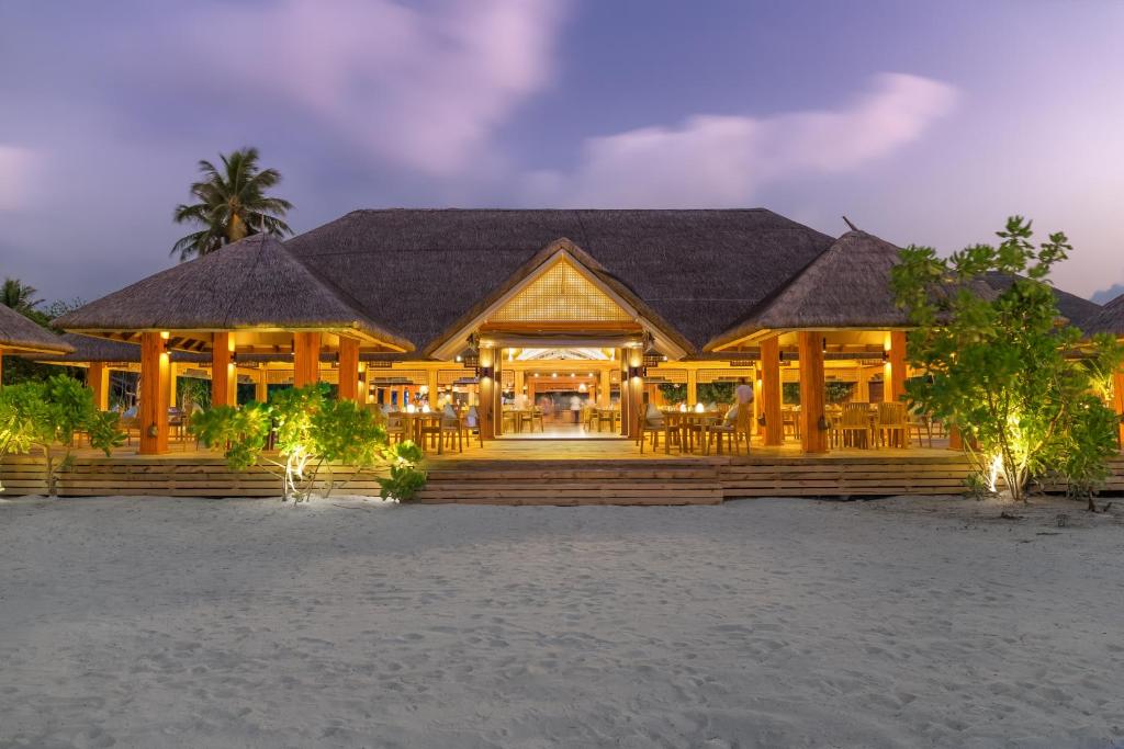 Hotel, Raa Atoll, Maldives, Kudafushi Resort & Spa
