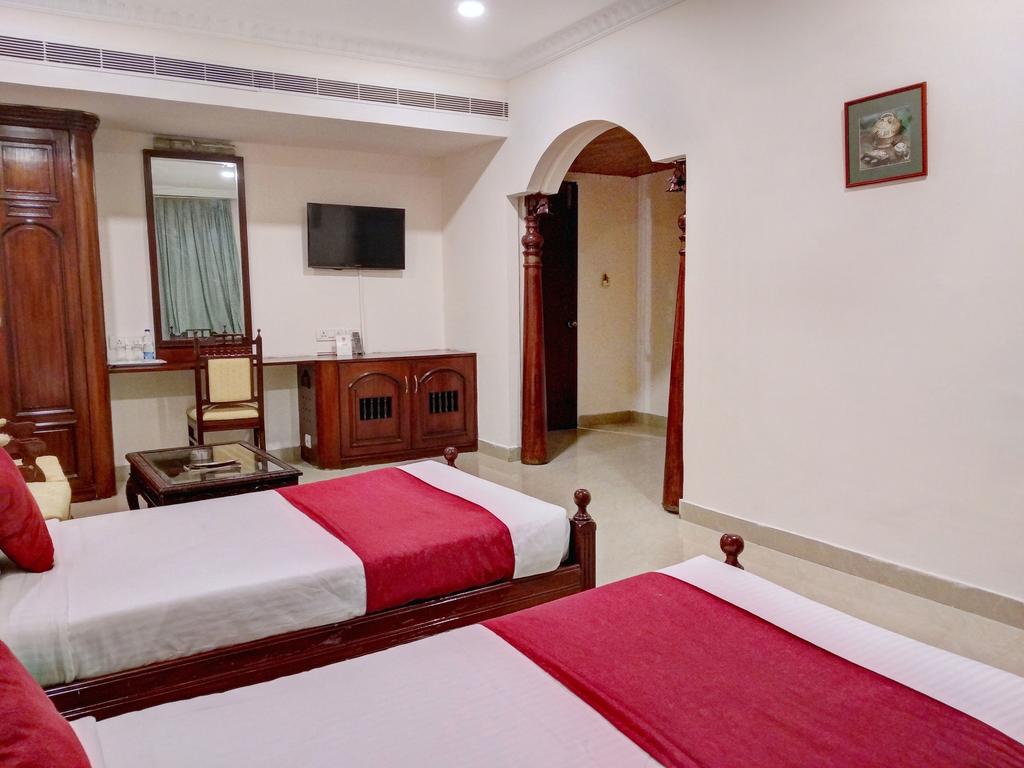 Athithi Inn, Хайдарабад цены