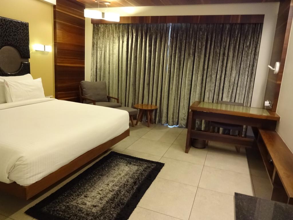 Ахмадабад Hotel Cosmopolitan Ahmedabad цены