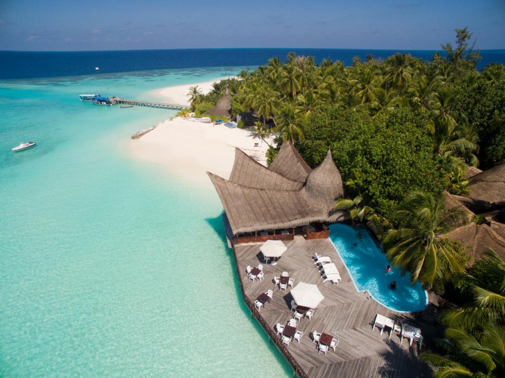 Горящие туры в отель Thulhagiri Island Resort Северный Мале Атолл Мальдивы