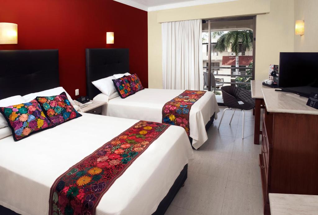 Отзывы об отеле Adhara Hacienda Cancun