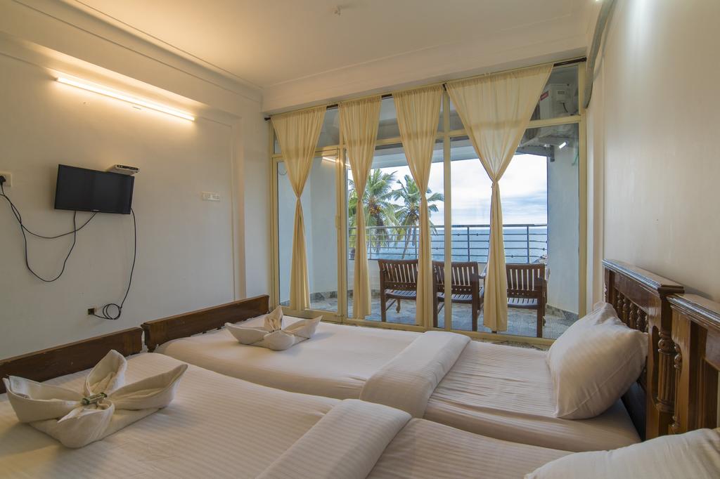 Відгуки про готелі Surya Beach Resort