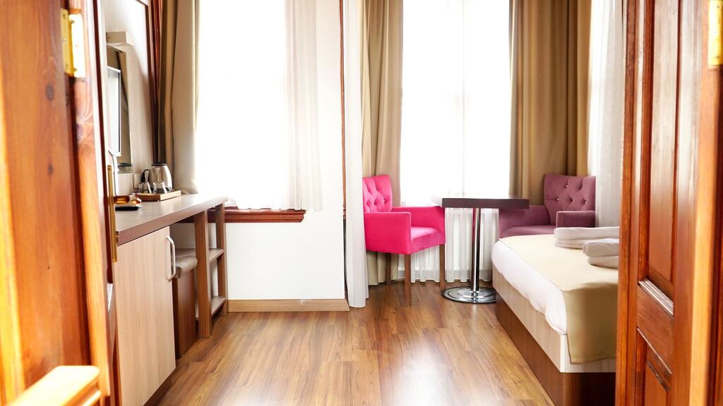 Отдых в отеле Qonaq Hotel&Suites Стамбул