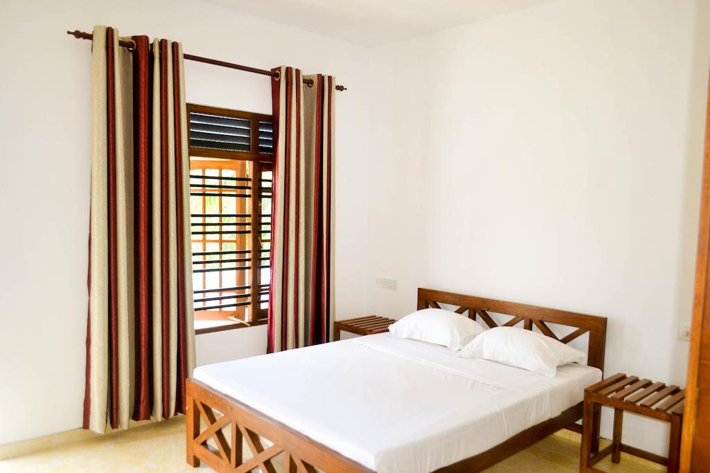 Горящие туры в отель Di Sicuro Tourist Inn Хиккадува Шри-Ланка