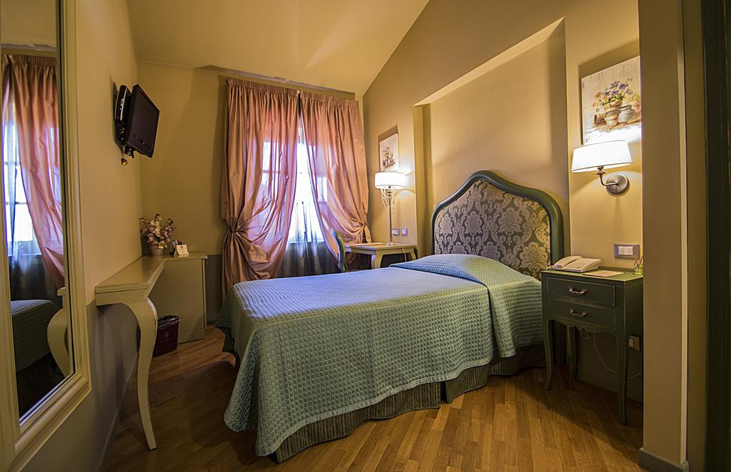 San Luca Palace цена