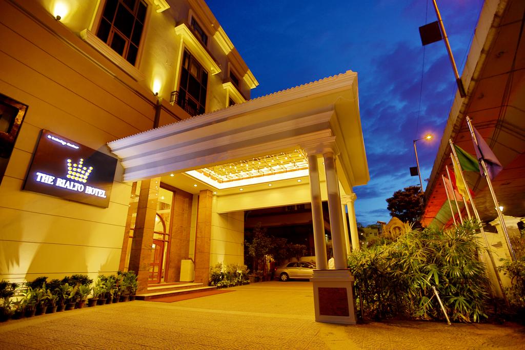 Отдых в отеле The Rialto (ex. Golden Landmark) Бангалор Индия