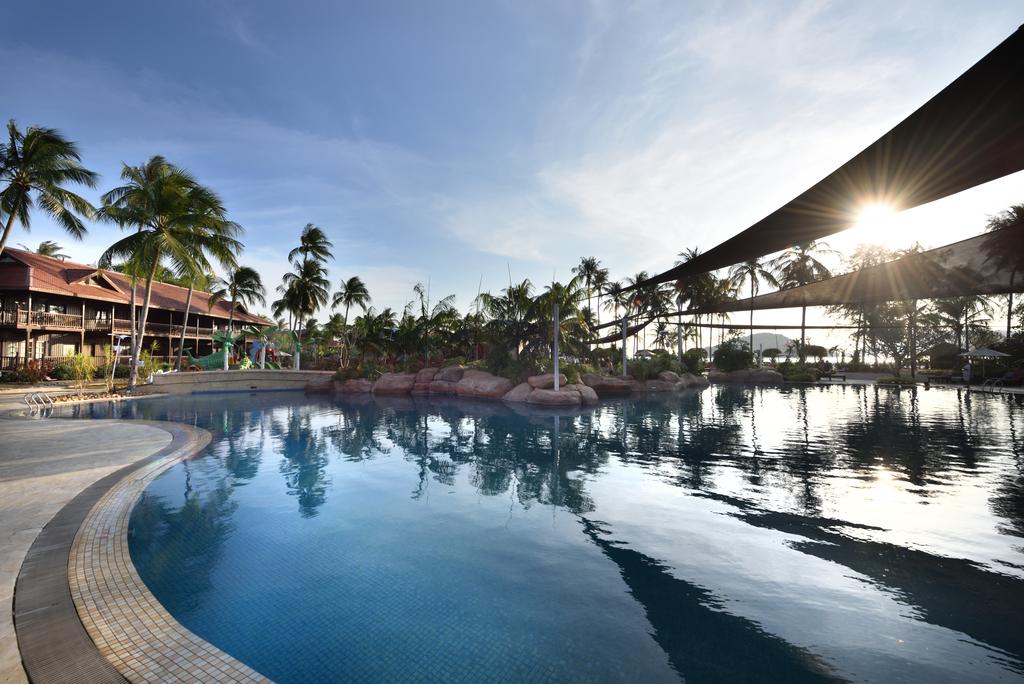 Reviews of tourists, Meritus Pelangi Beach Resort & Spa