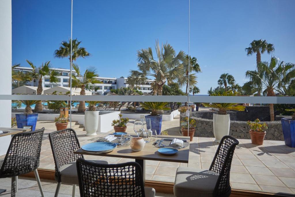 Secrets Lanzarote Resort & Spa, Лансароте (остров) цены