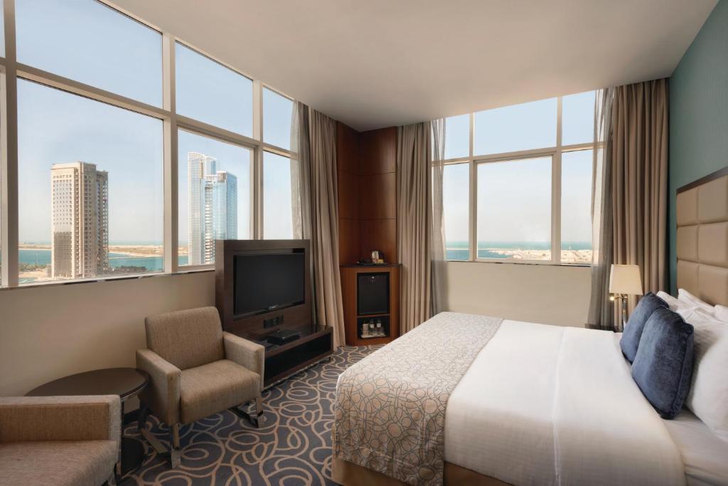 Ramada Abu Dhabi Corniche, rooms