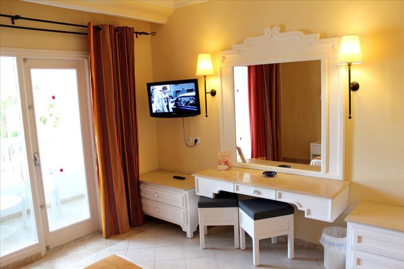 Відпочинок в готелі Hotel Mediterranee Thalasso Golf