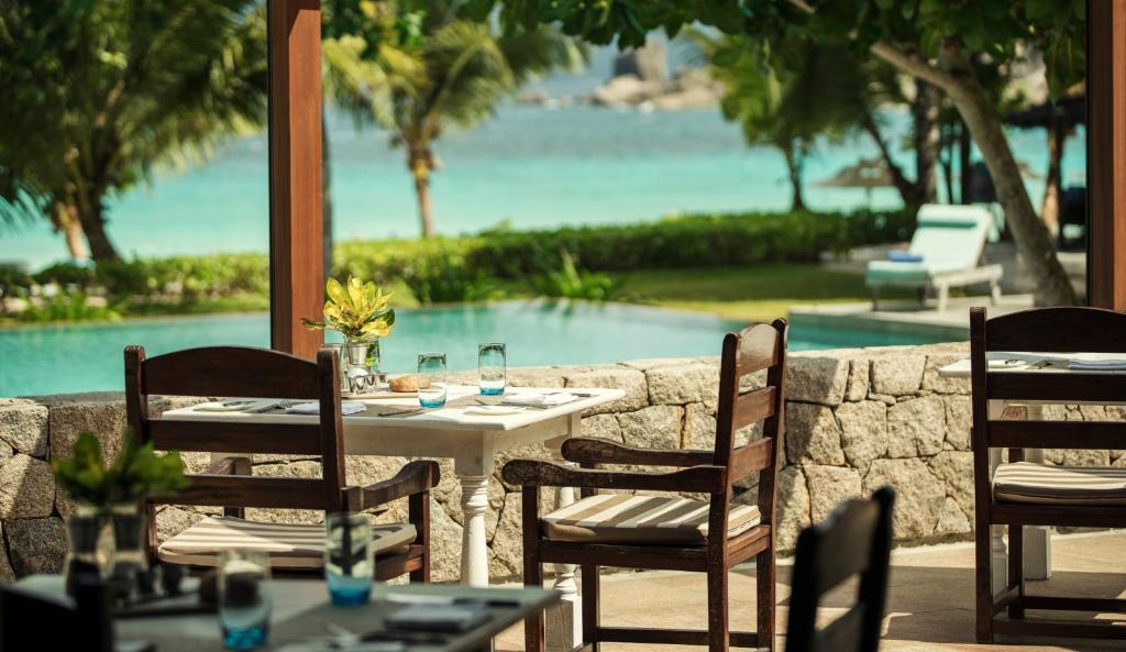 Туры в отель Four Seasons Resort Маэ (остров) Сейшелы