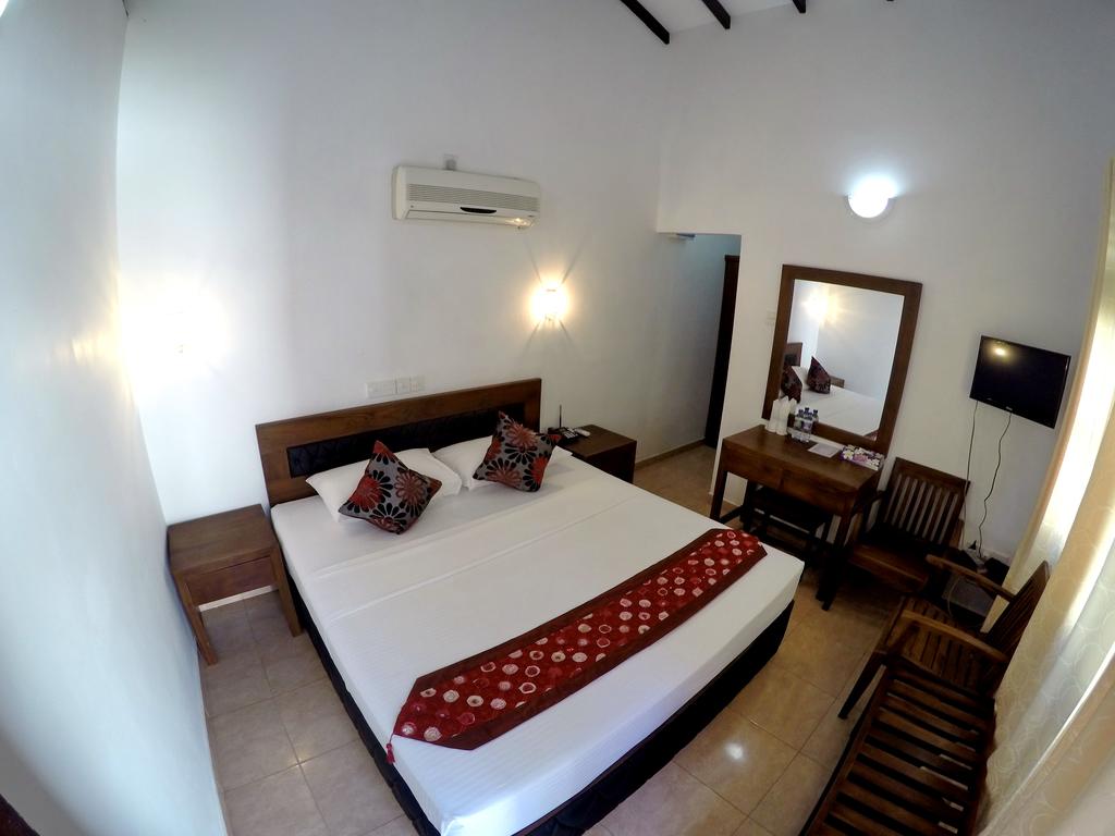 Відпочинок в готелі Ramon Beach Ambalangoda