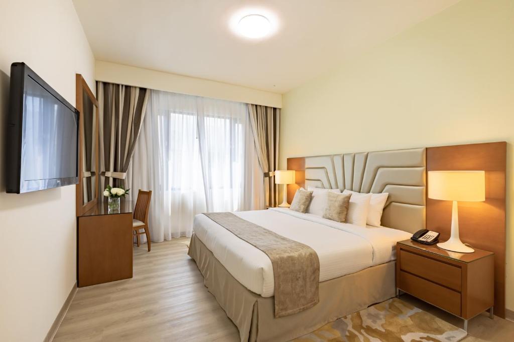Цены в отеле Golden Sands Hotel Apartments