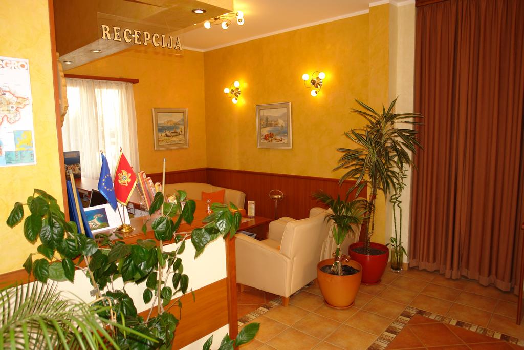 Горящие туры в отель Fineso Hotel Будва Черногория