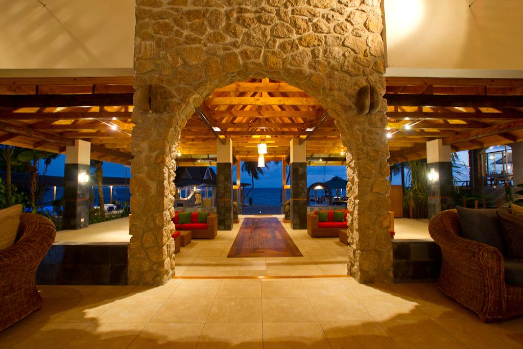 Отдых в отеле Coco De Mer & Black Parrot Suites Праслин (остров) Сейшелы