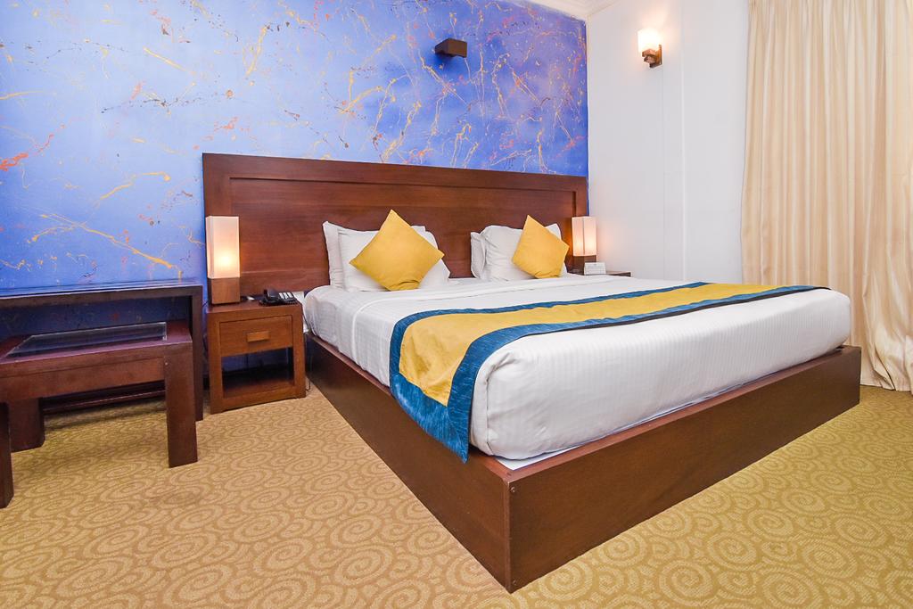 Отель, Ceylon City Hotel  3*