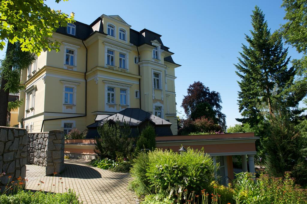 Hot tours in Hotel San Remo Marianske Lazne Czech Republic