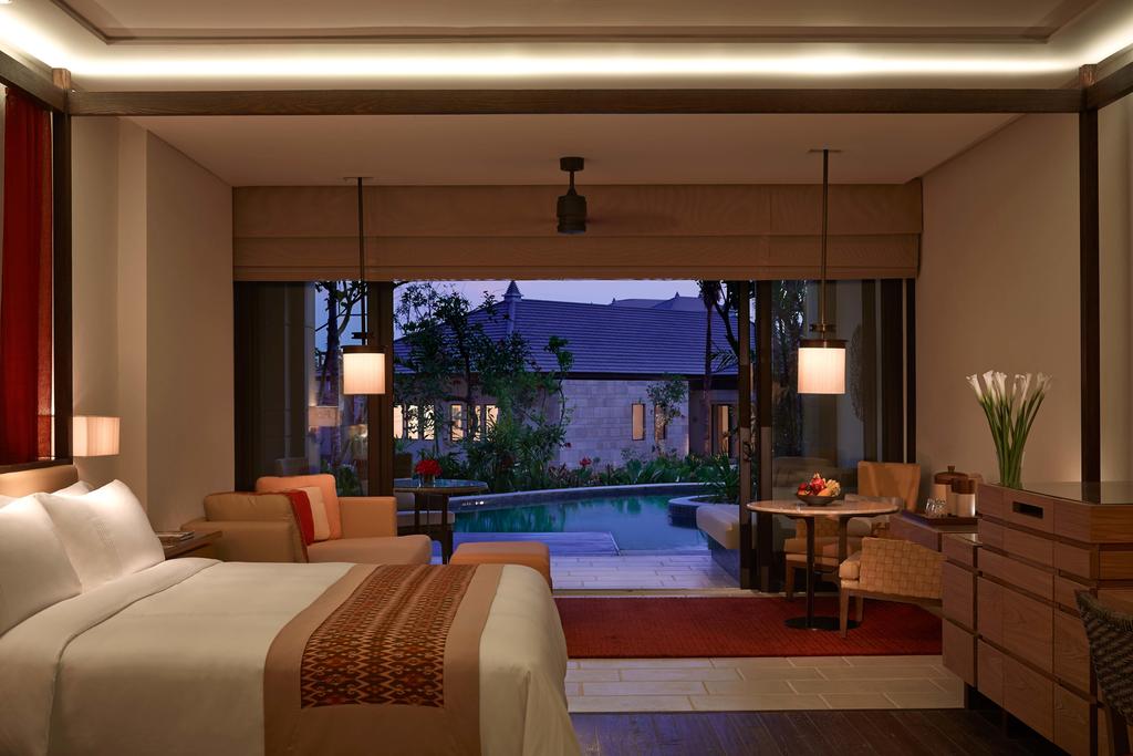 Горящие туры в отель The Ritz-Carlton Bali Нуса-Дуа Индонезия