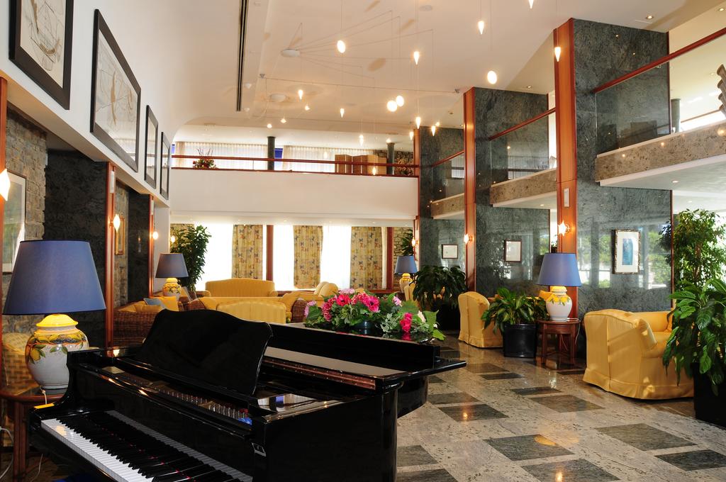 Odpoczynek w hotelu Excelsior Massa Carrara