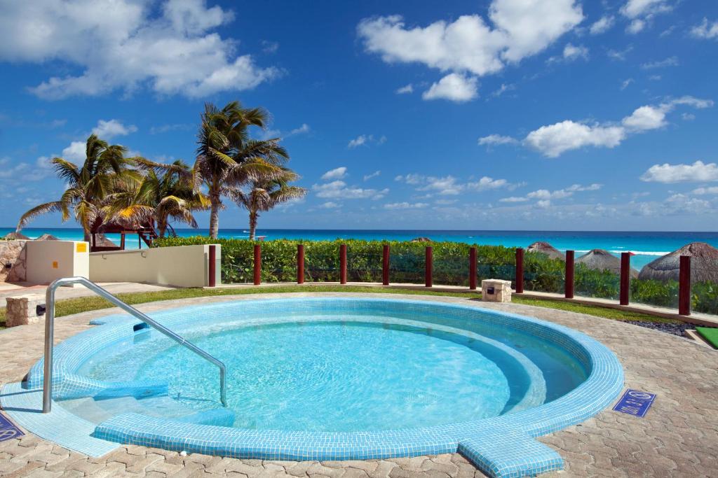 Горящие туры в отель The Westin Lagunamar Ocean Resort Villas & Spa Cancun Канкун Мексика