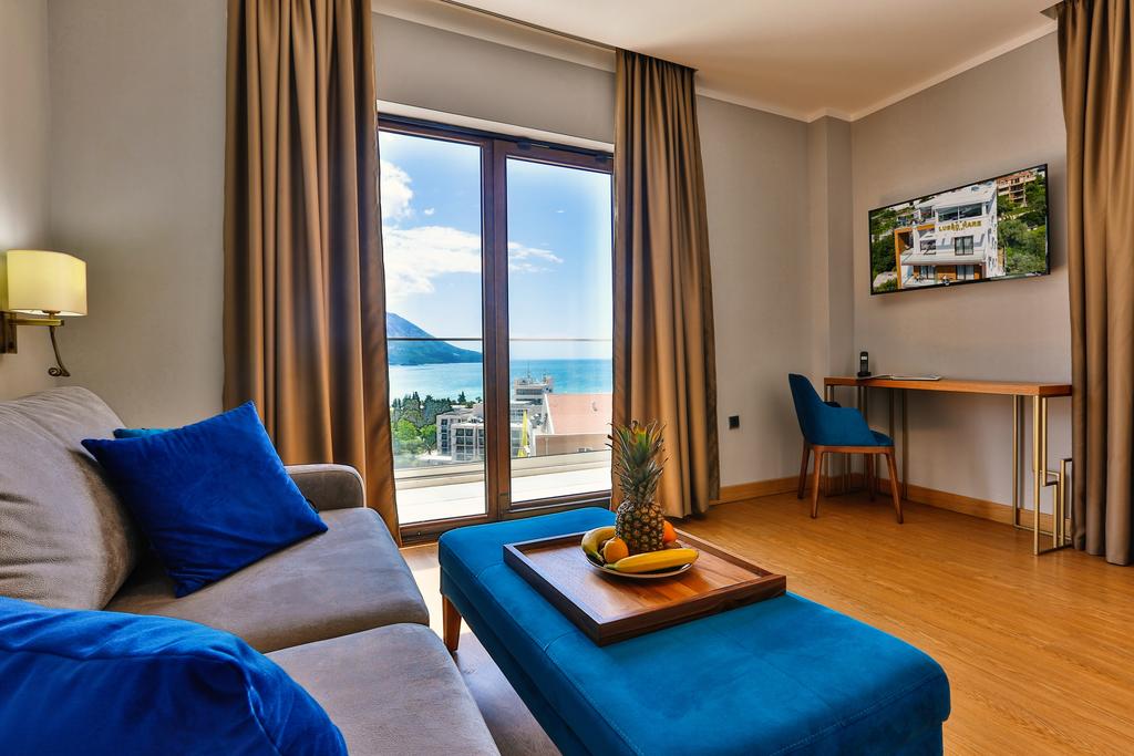 Hotel prices Lusso Mare