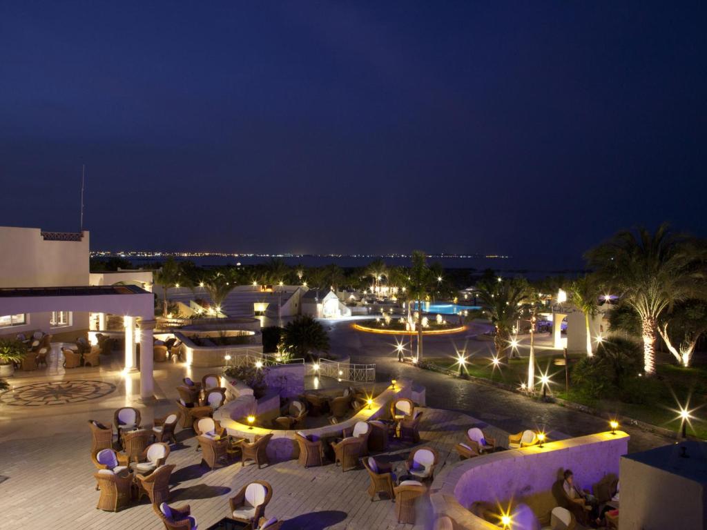 Отель, 4, Coral Beach Hurghada (ex.Coral Beach Rotana Resort)