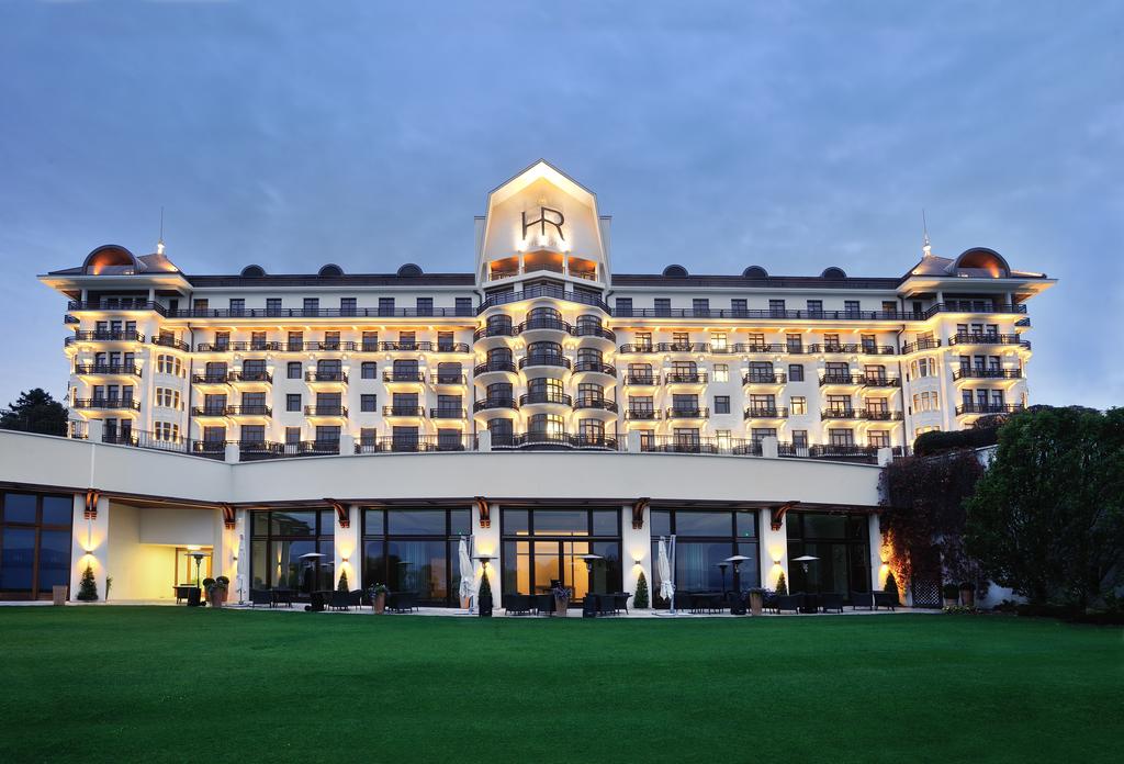 Hotel Royal Evian Resort Palace, Эвьян-ле-Бен, фотографии туров
