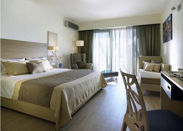 Odpoczynek w hotelu Filion Suites Resort & Spa
