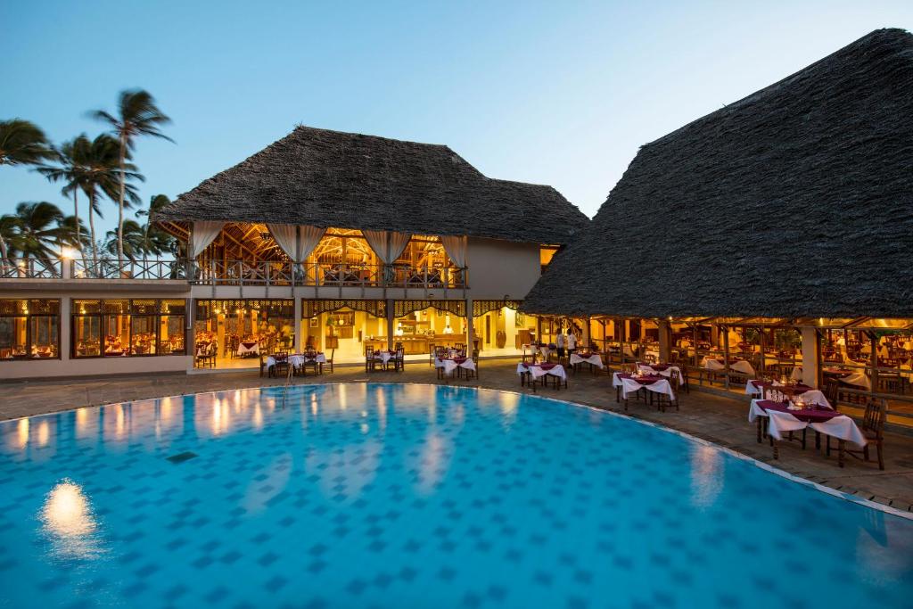 Neptune Pwani Beach Resort & Spa, Танзанія, Пвані-Мчангані, тури, фото та відгуки